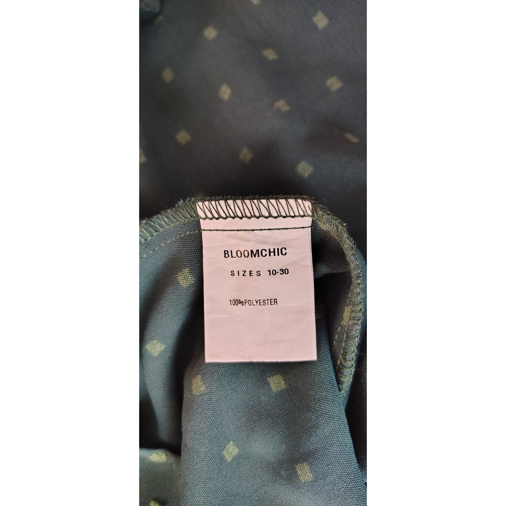 Bloomchick 22-24 Raised Embroidered Print Pocket Layered Hem Dress Green Pockets - Picture 4 of 11